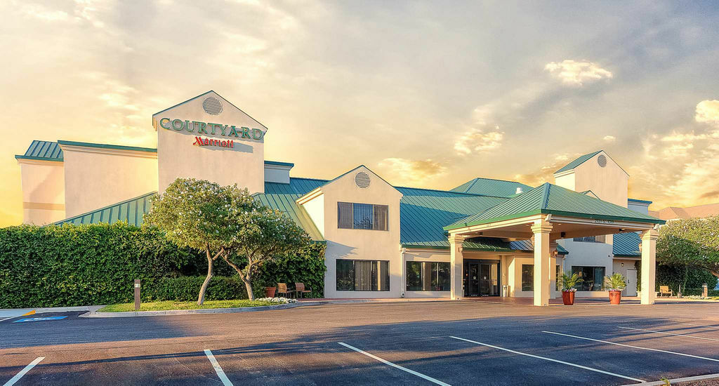 Courtyard By Marriott Mcallen Hotel Exterior foto